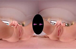 Blonde Teen Gina Gerson in Bed 'til VR Sex